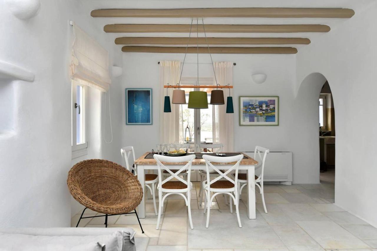 Orasea Villa With Private Pool Páros 외부 사진