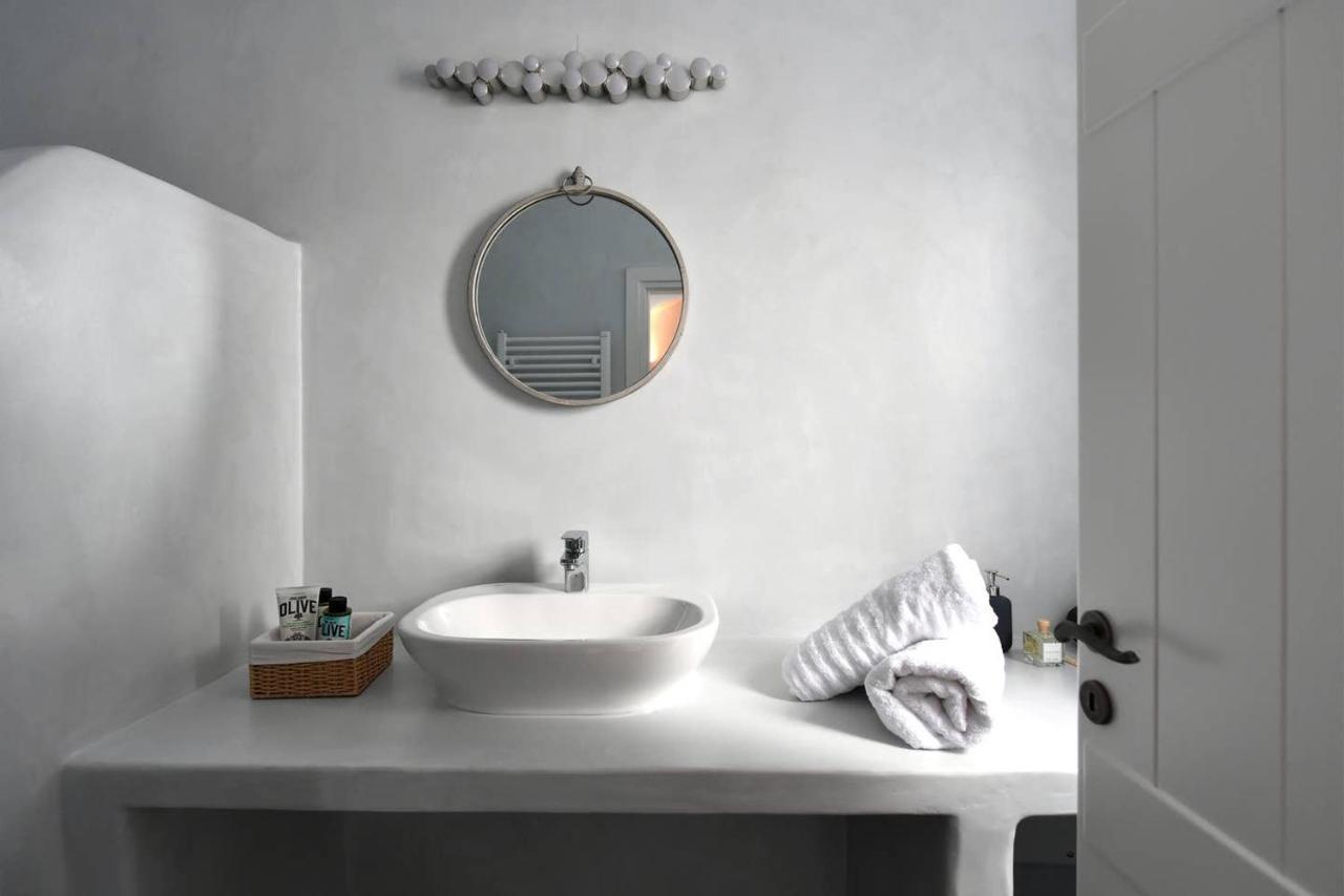 Orasea Villa With Private Pool Páros 외부 사진
